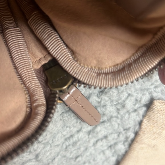 Gucci Marmont Wallet on Chain - Picture 9 of 13